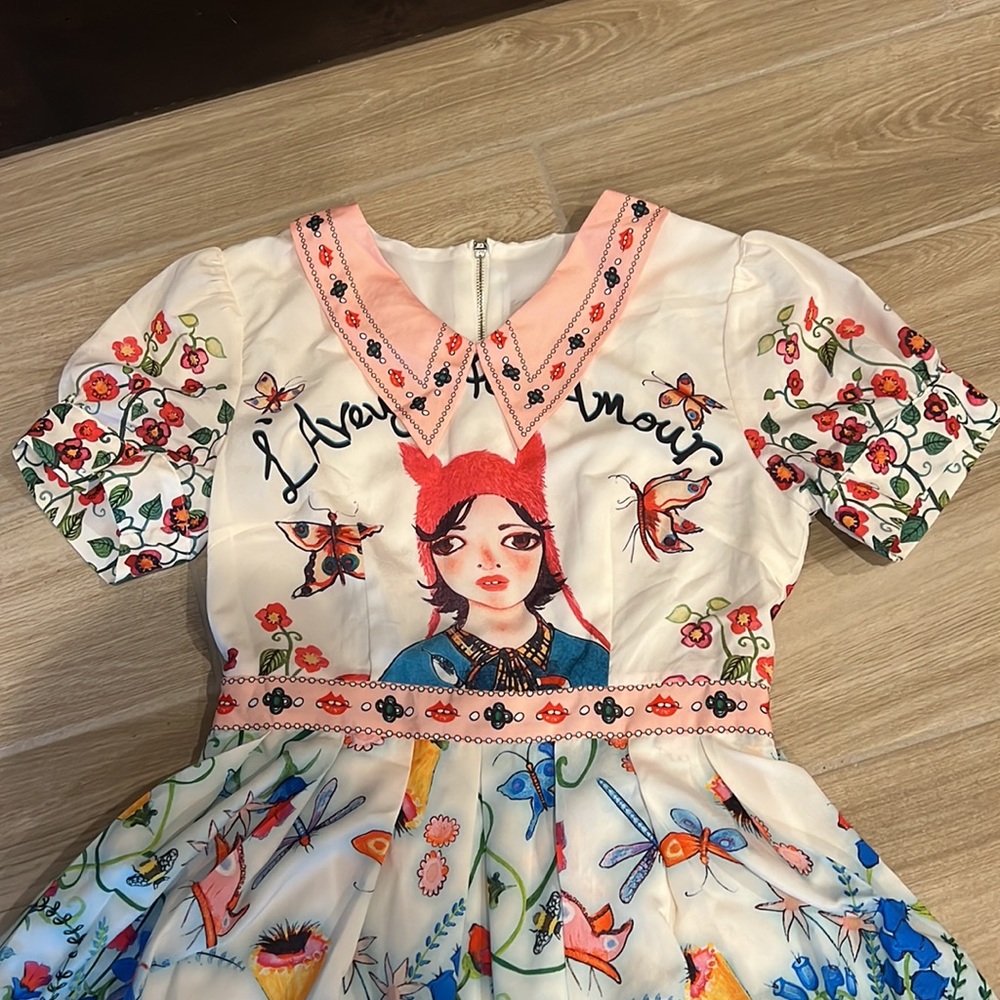 Dress size Small floral puff sleeves very pretty - Picture 5 of 17
